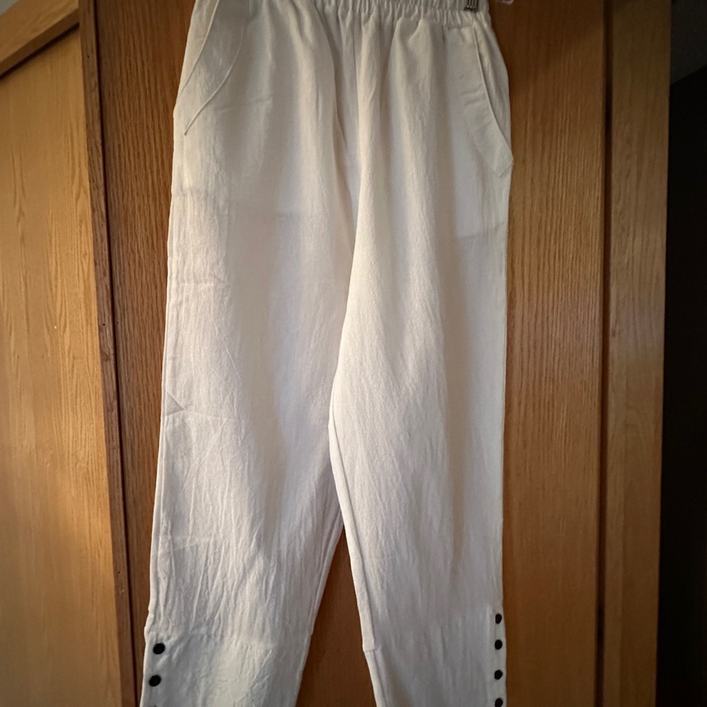 Ladies White Casual Pants